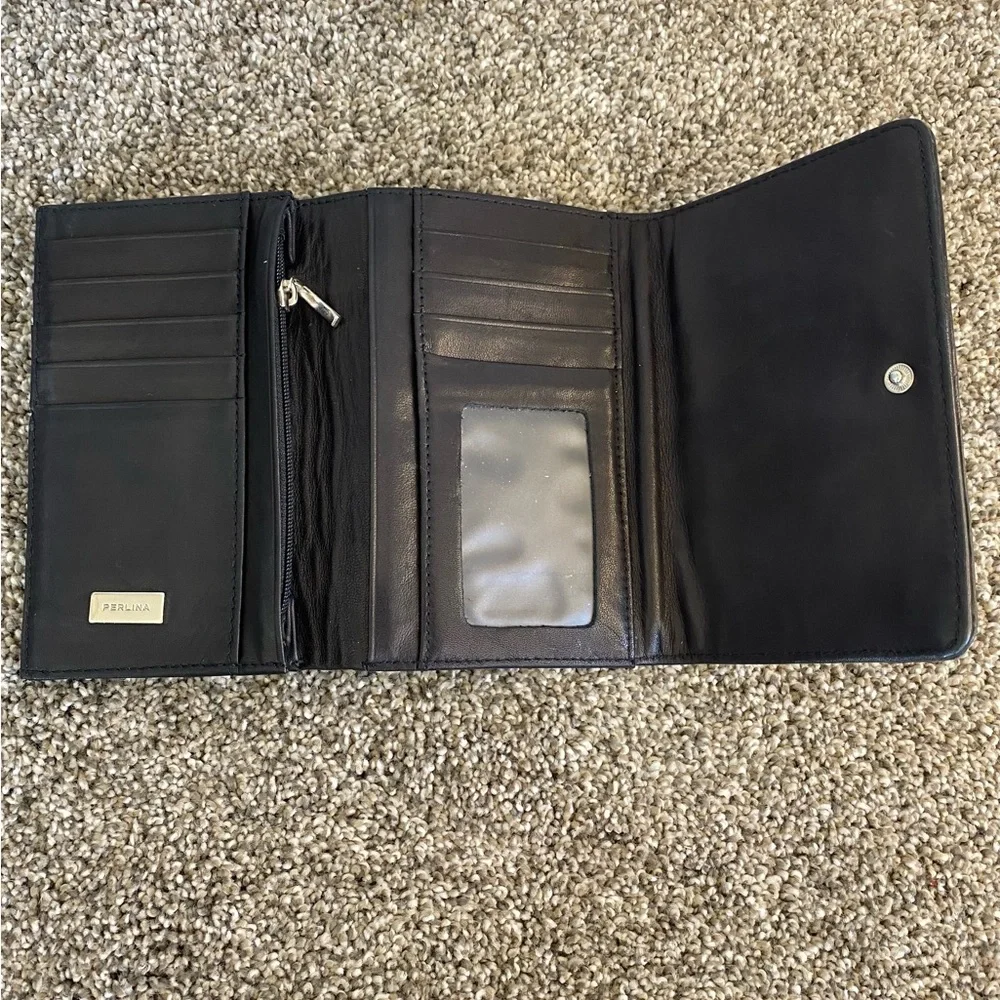 Perlina Black Leather Trifold Ladies Wallet Clutch